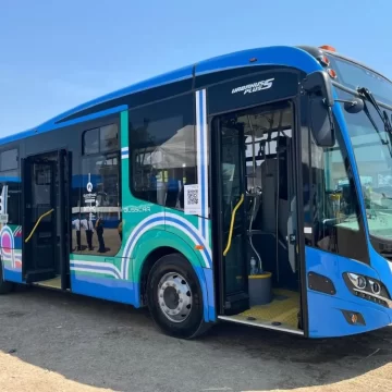 Mercedes-Benz Autobuses entrega 24 unidades a Querétaro  