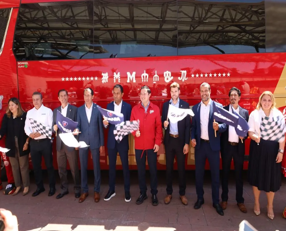 scania-trucker-diablos-autobuses-1000x750-1-diablo-bus Diablos Rojos del México, Scania e Irizar develan el «Diablo Bus»