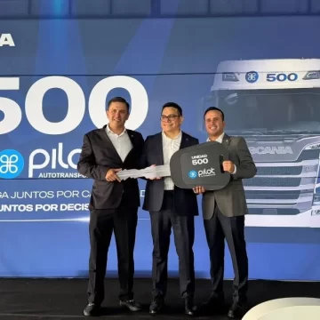 Autotransportes Pilot recibe su unidad 500 de Scania