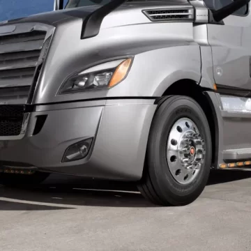 Bridgestone lanza R273 ECOPIA para flotillas